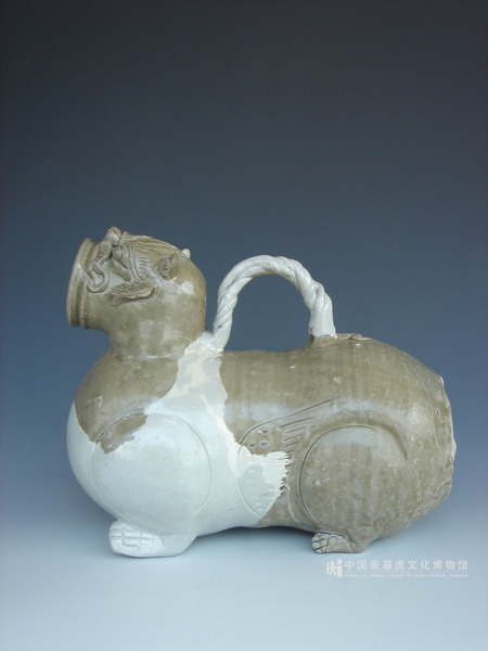 西晋 越窑青瓷虎子